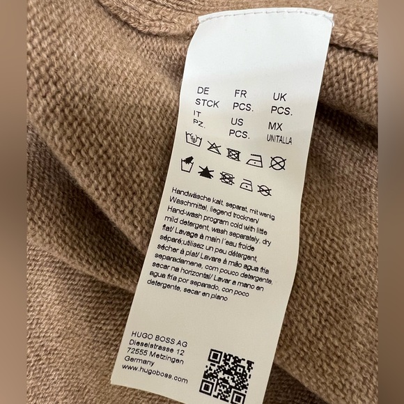 New, BOSS
Landera Turtleneck Poncho - Picture 7 of 10